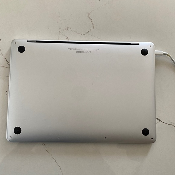 Apple computer - Picture 4 of 5